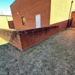 commercial-brick-building-pressure-cleaning-services-athens-ga-before.webp